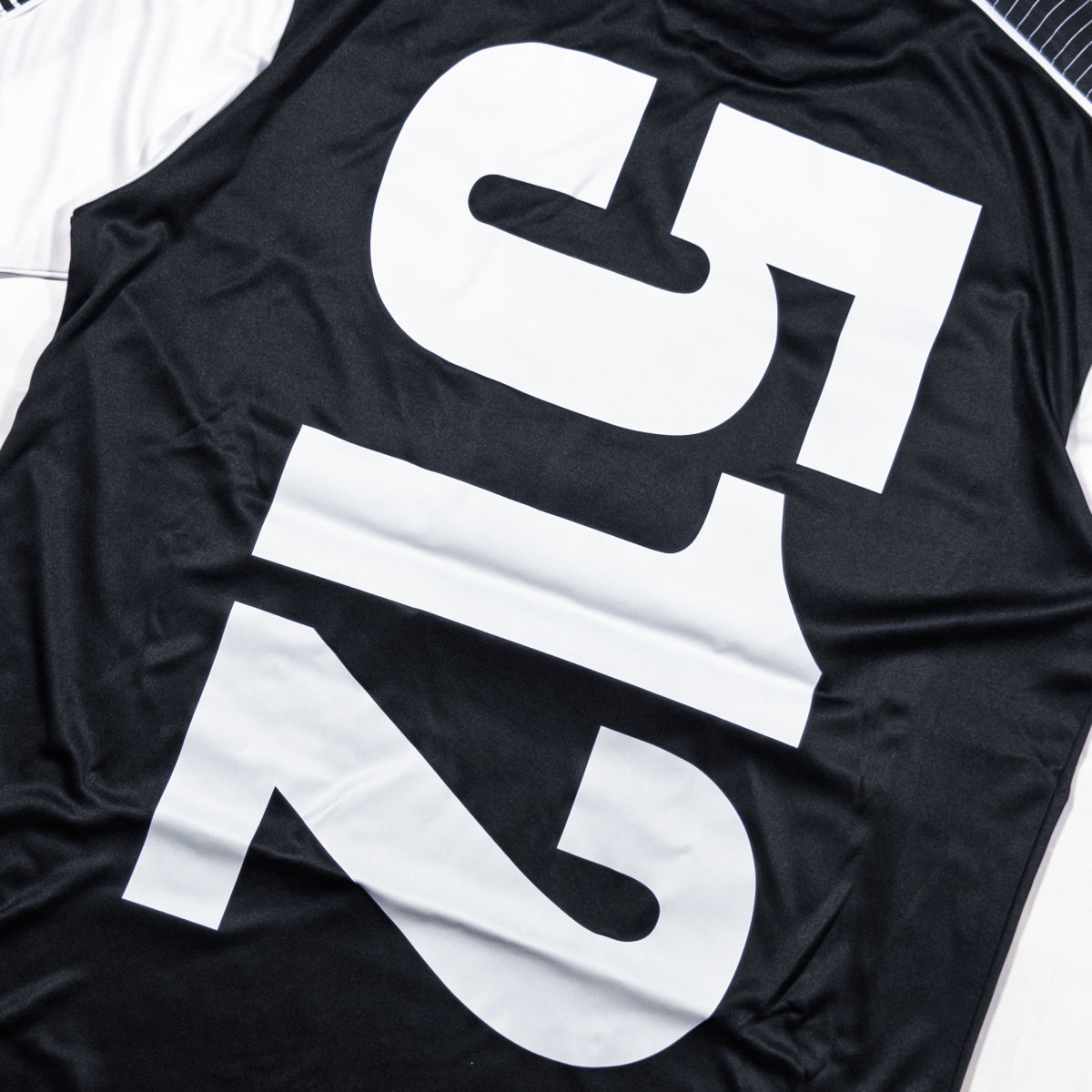 512 BLACK JERSEY