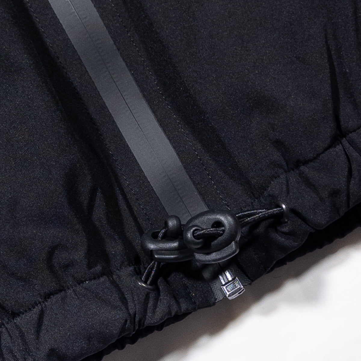 JACKET HILLS BLACK