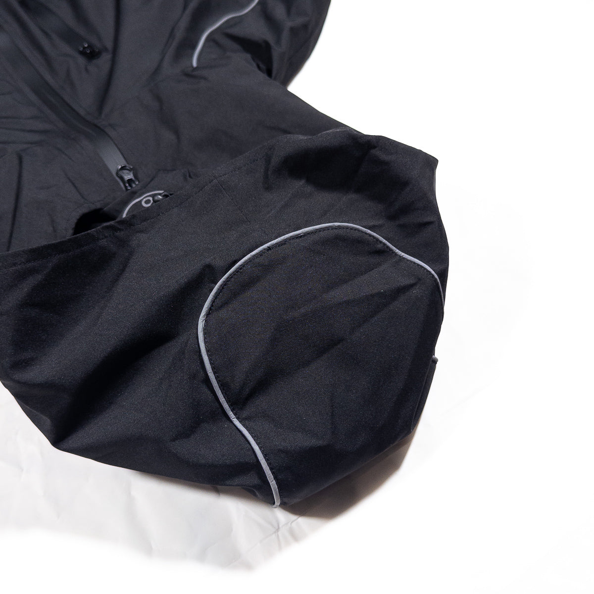 JACKET HILLS BLACK
