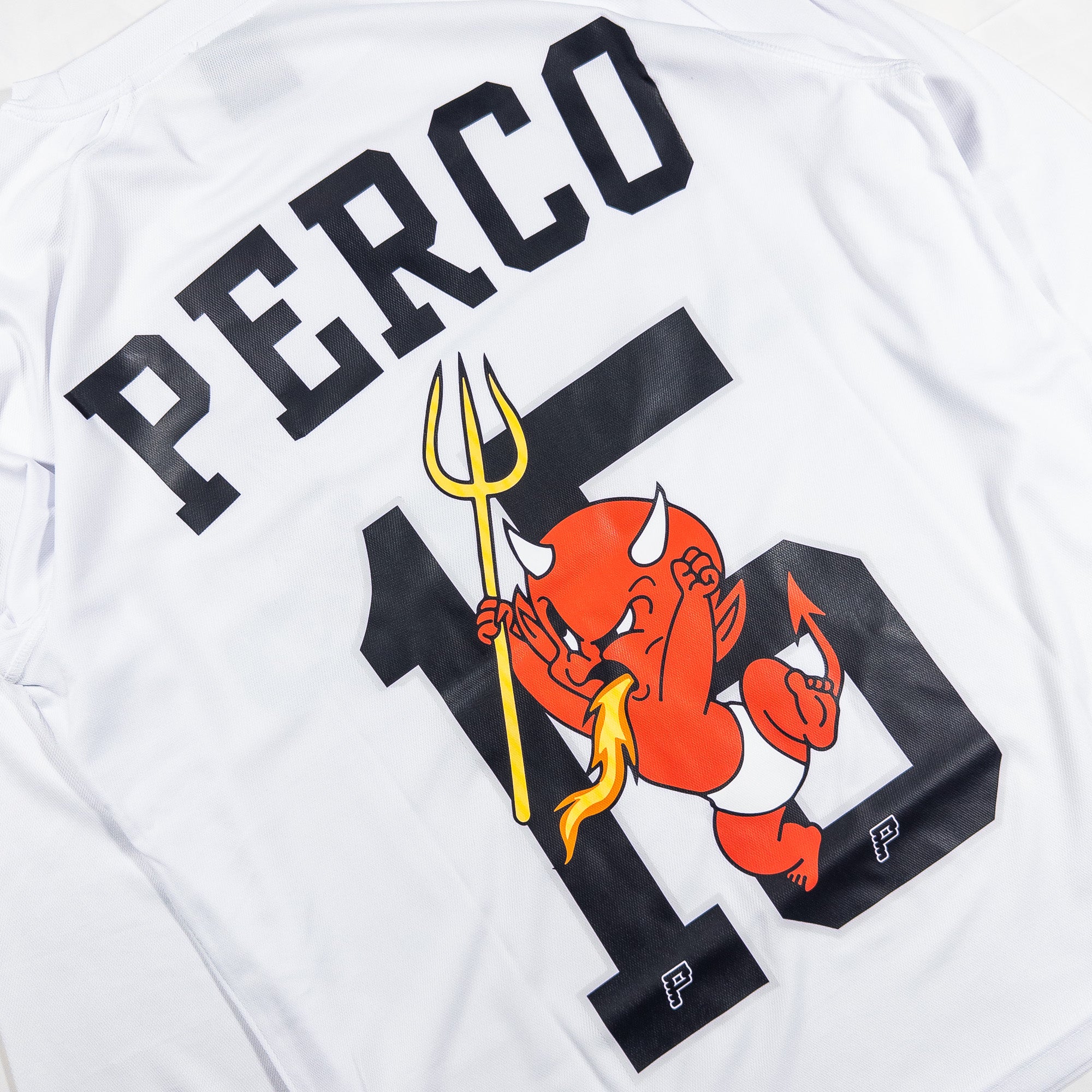 DEMON WHITE LARGE F.C.