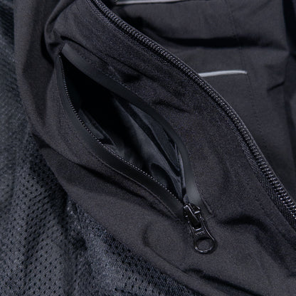 JACKET HILLS BLACK