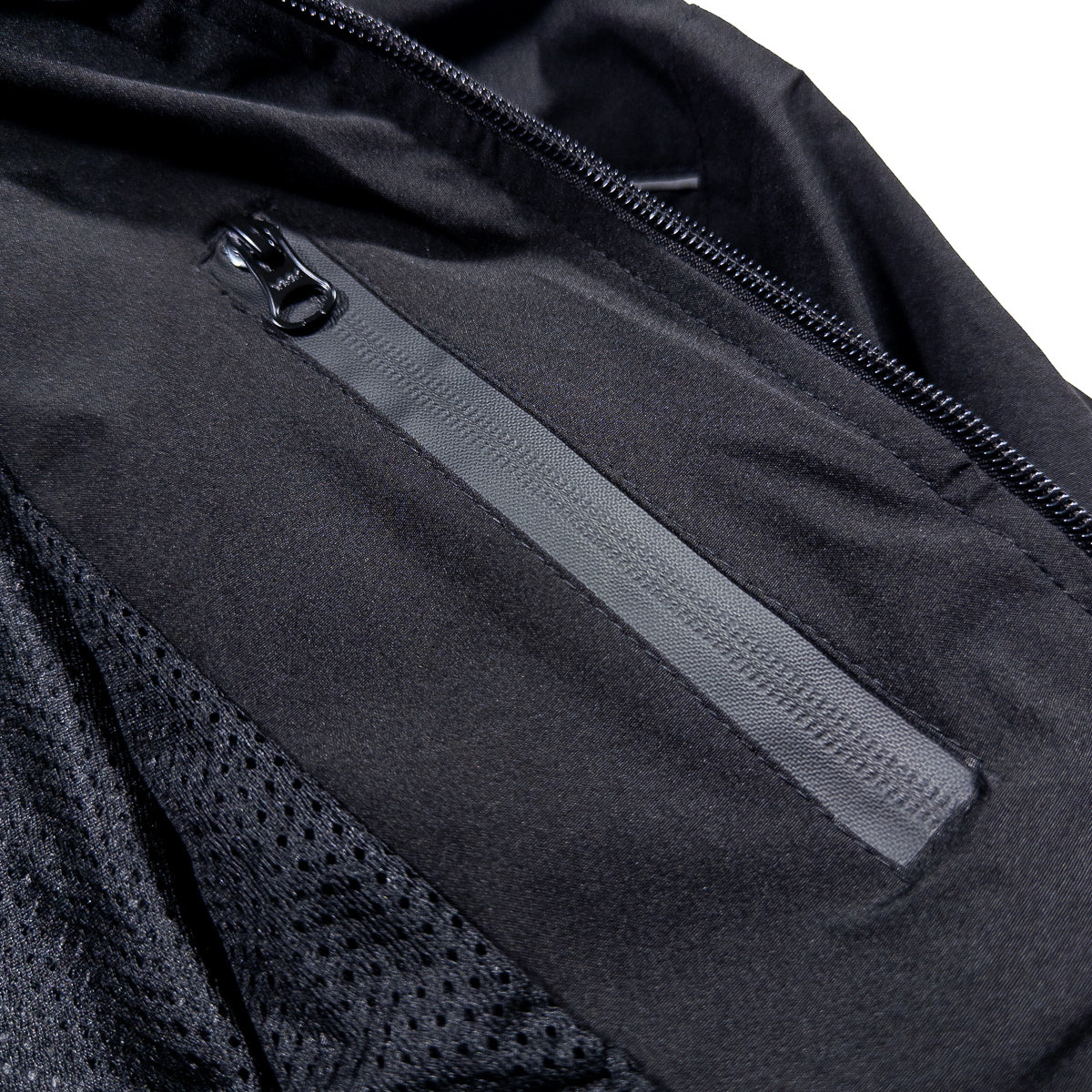 JACKET HILLS BLACK