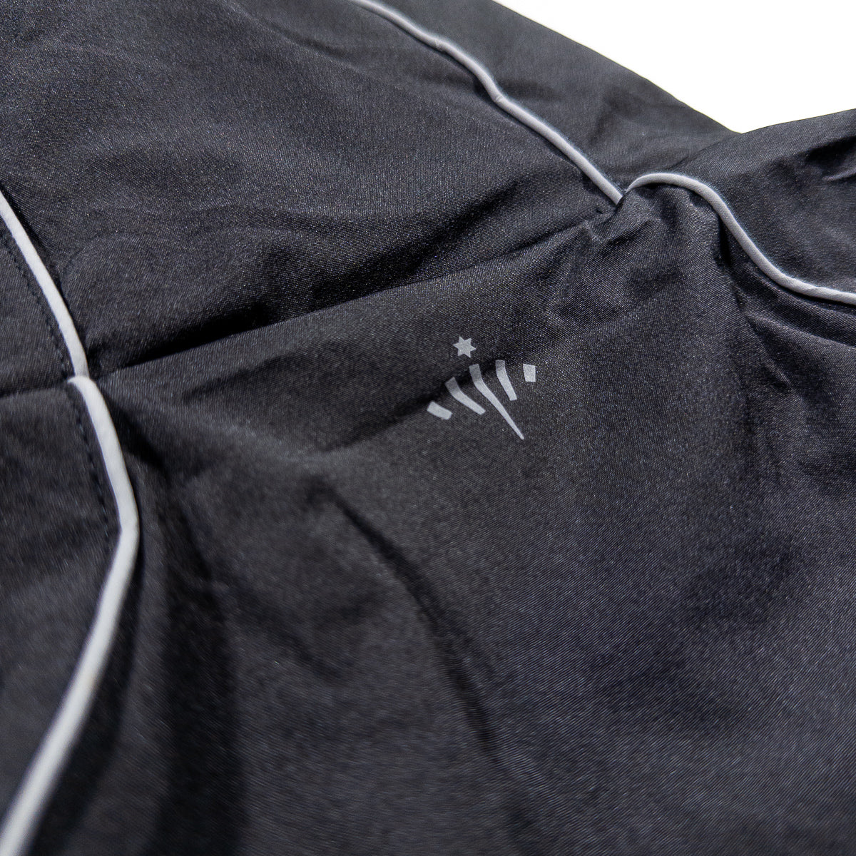 JACKET HILLS BLACK