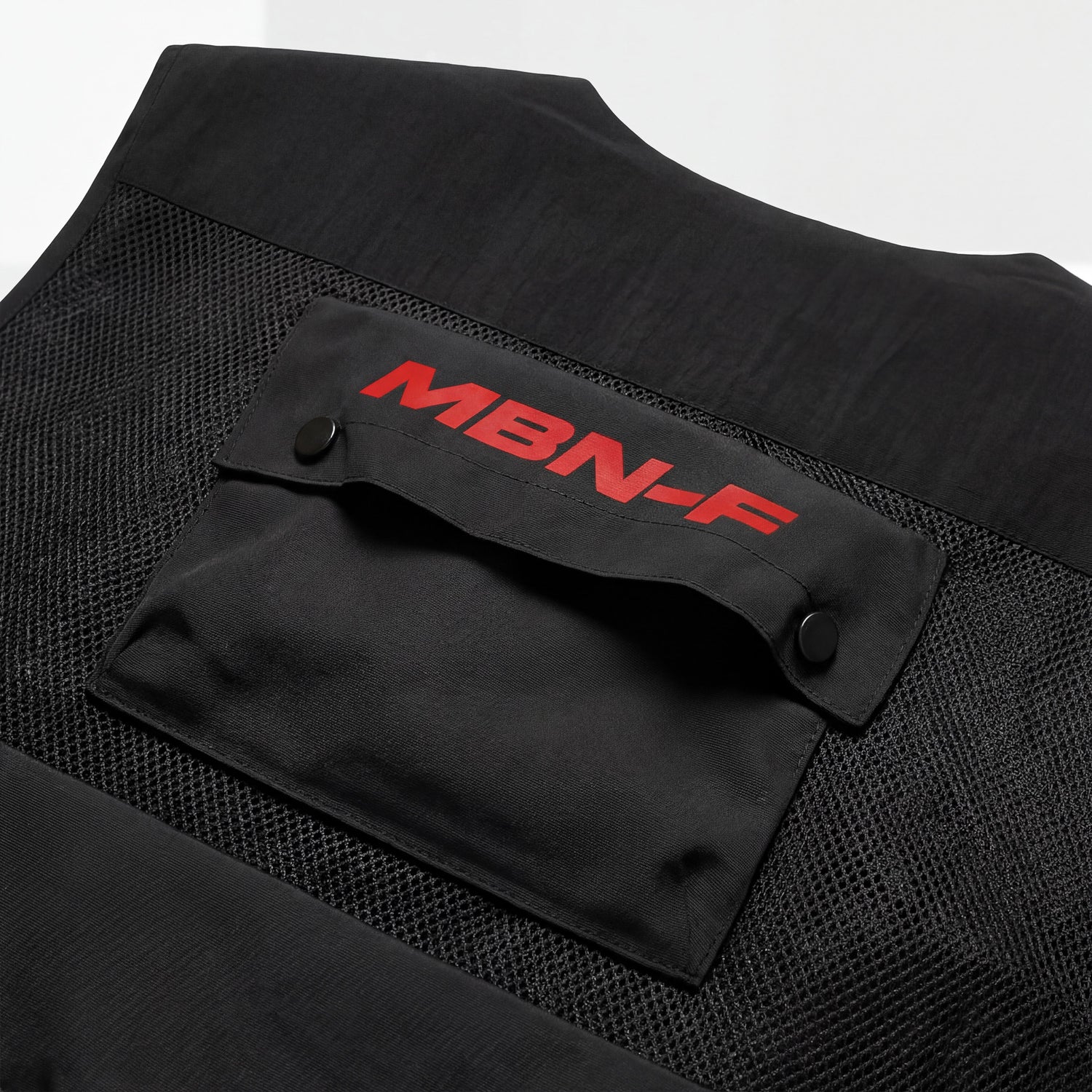 BLACK VEST 512