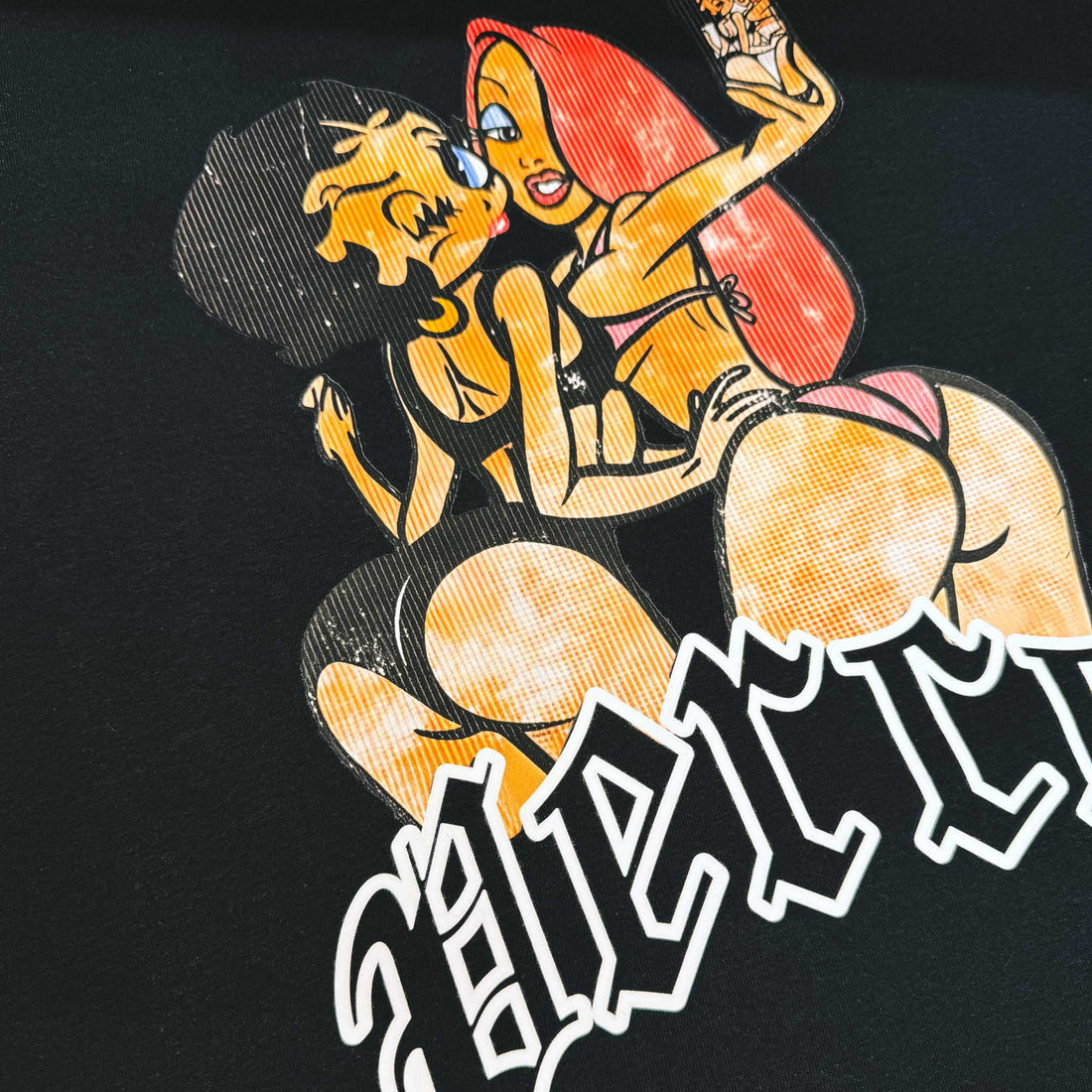 BOOTY BLACK TEE