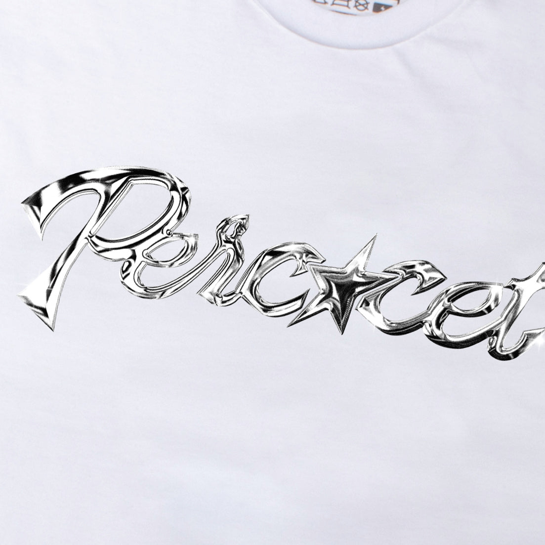 SILVER WHITE TEE